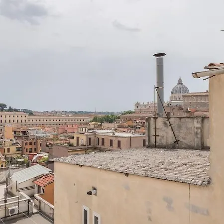 The New St. Peter's Little Stone Apartment Rome